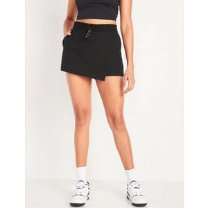 Black skort (BRAND NEW)